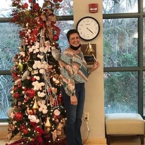 Meet your Posher, Holley